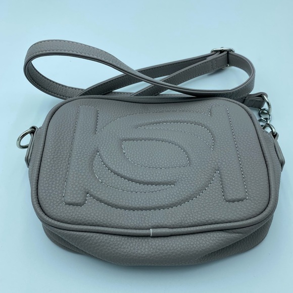 Bebe Gray crossbody purse - Picture 3 of 11